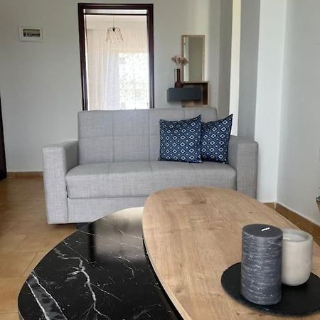 Eirini'S House Apartment Paralia Dionysiou Exterior photo