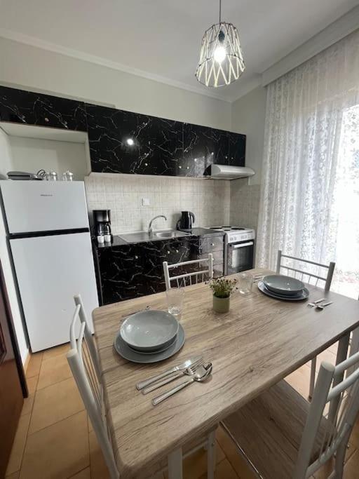 Eirini'S House Apartment Paralia Dionysiou Exterior photo